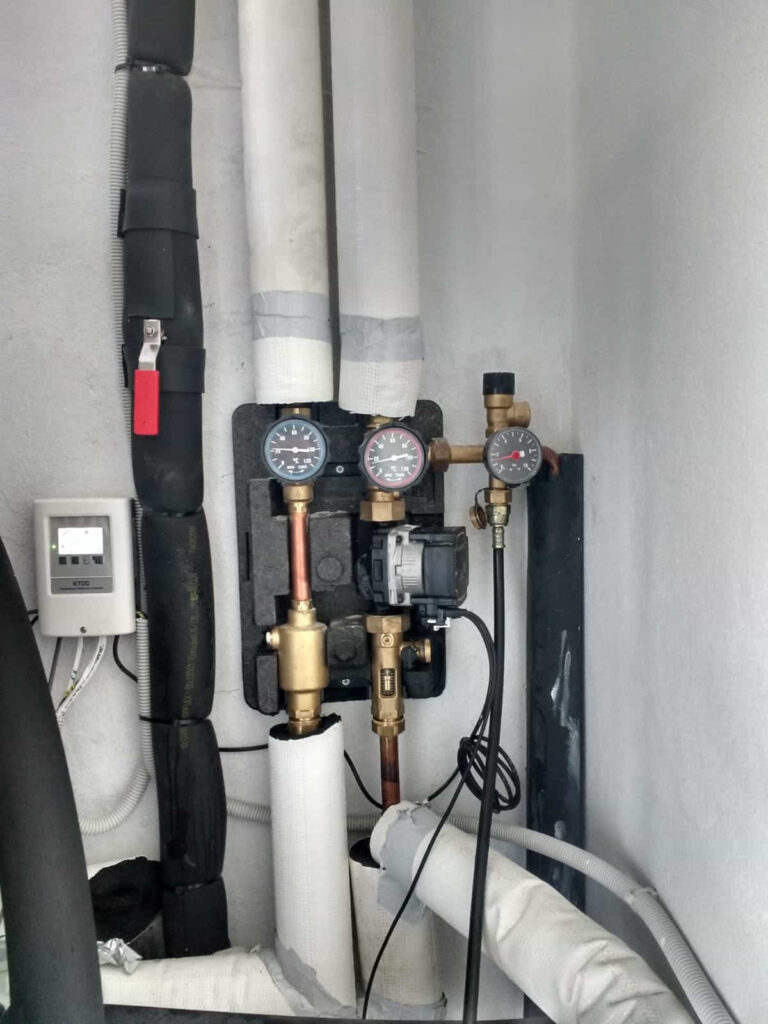 instalaciones 
eléctricas, fontanería y 
energía en Zaragoza